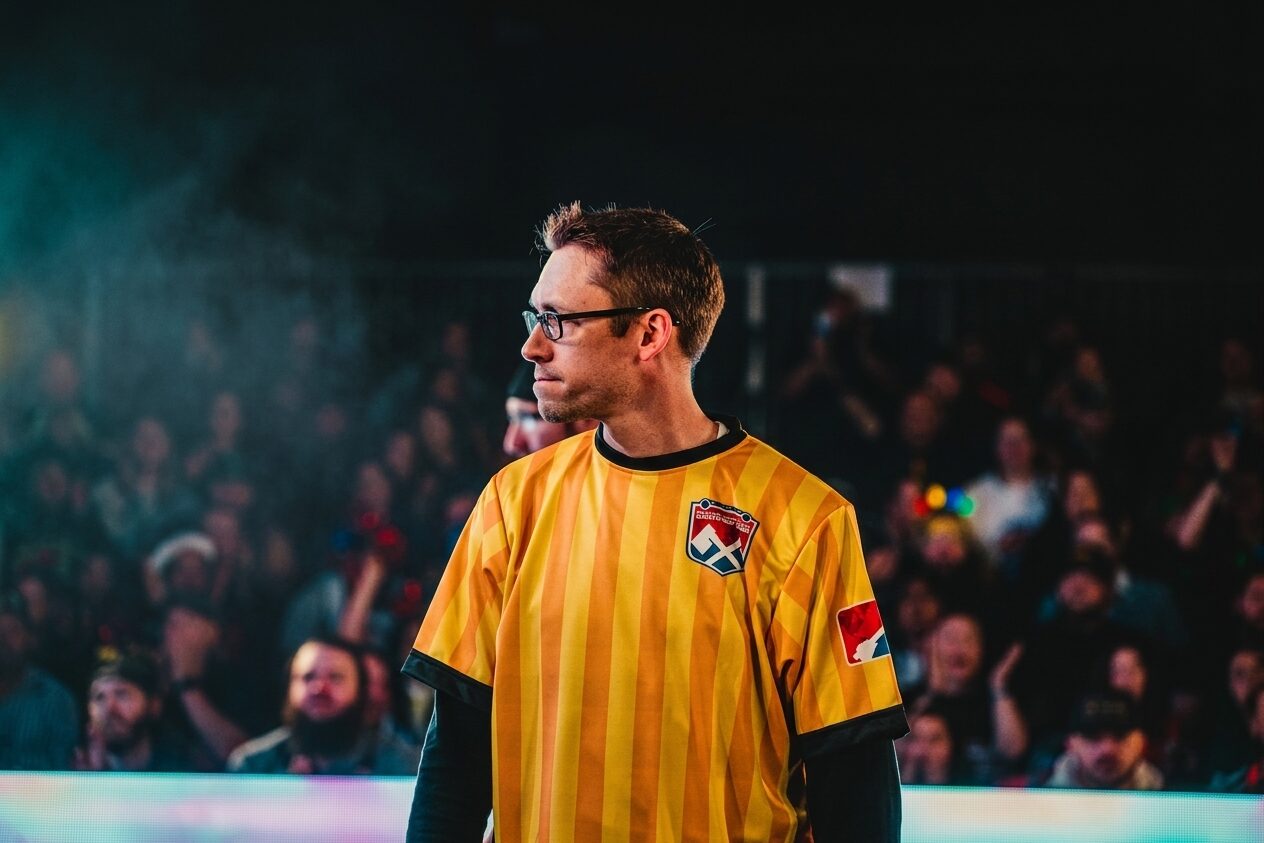 Benn MacDonald judging at the World Axe Throwing Championship